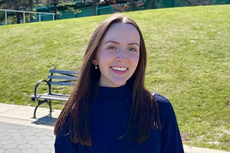 Portrait of Alyssa Parafinczuk